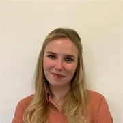 Apr. Julie Oosterbos