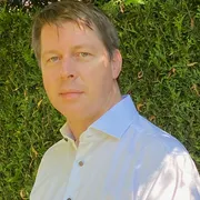 dr. Lauwerys Bernard