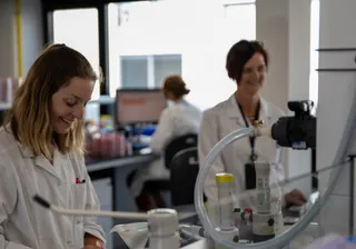 NIEUWIGHEDEN IN HET LABORATORIUM