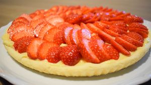 Aardbeientaart met pudding lembi