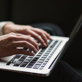 Kaitlyn baker v Z Jd Yl5 JVXY unsplash