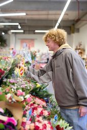 20231130 LR 7 E6 A1795